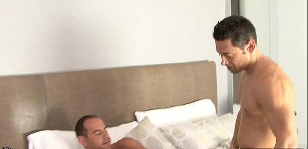  Married guy Ari Sylvio gets fucked by a gay
